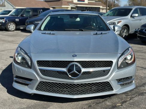 Used 2015 Mercedes-Benz SL 550 w/ Driver Assistance Package image 3