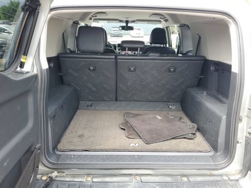 Used 2012 Toyota FJ Cruiser 4WD w/ Convenience Pkg image 6
