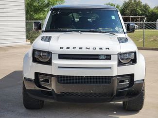 Used 2024 Land Rover Defender 130 X-Dynamic SE video 2