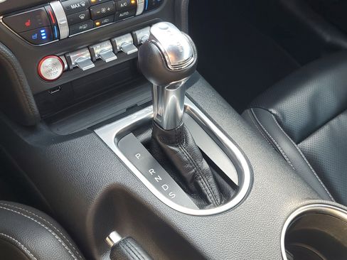 Used 2021 Ford Mustang Premium image 31