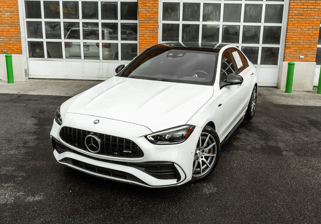 Used 2025 Mercedes-Benz C 43 AMG 4MATIC Sedan image 2