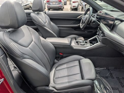 Used 2025 BMW 430i Convertible RWD image 11