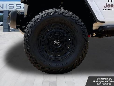 Used 2020 Jeep Gladiator Mojave AWD/4WD image 33