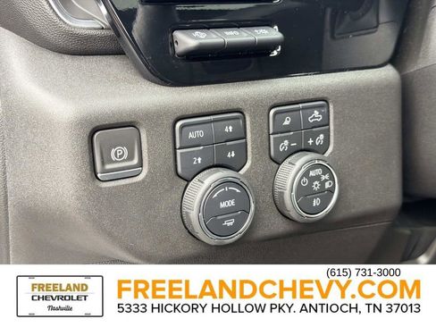 Used 2024 Chevrolet Silverado 2500 LTZ w/ LTZ Premium Package image 27