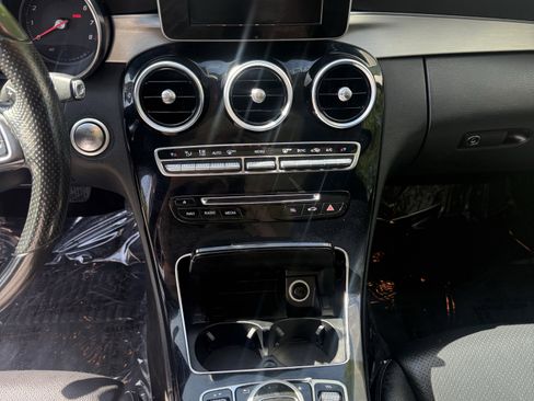 Used 2015 Mercedes-Benz C 300 4MATIC Sedan image 13