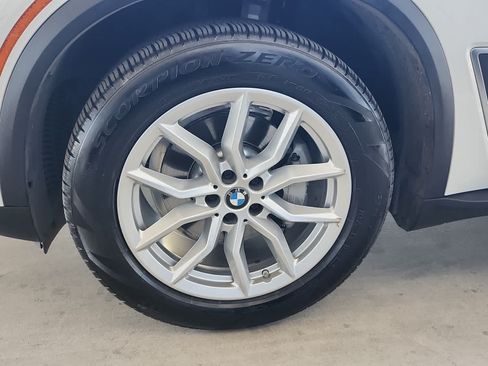 Used 2021 BMW X5 sDrive40i w/ Premium Package RWD image 7