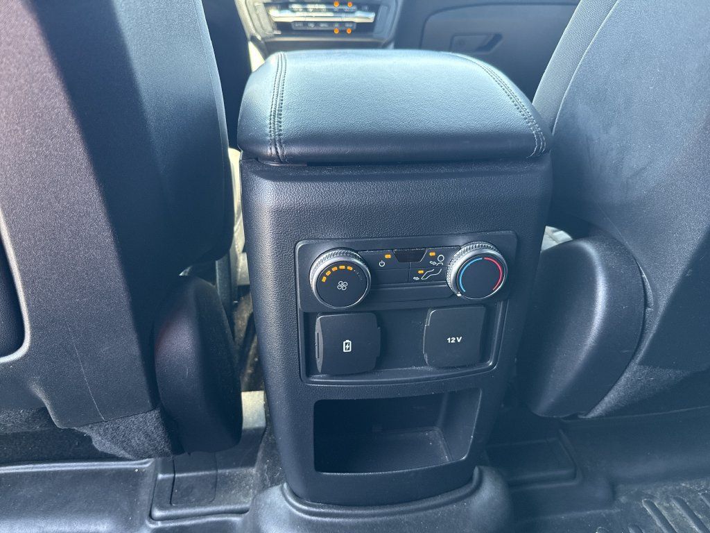 Used 2020 Ford Explorer XLT RWD image 24