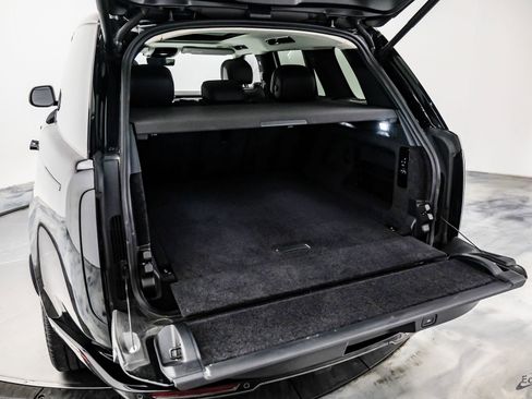 Used 2024 Land Rover Range Rover SE image 96