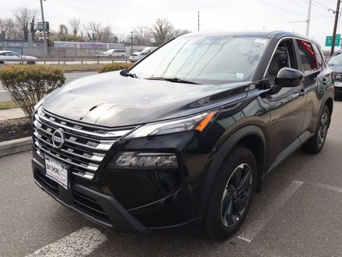 Certified 2025 Nissan Rogue SV AWD/4WD image 9