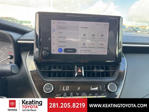 Used 2023 Toyota Corolla LE image 21