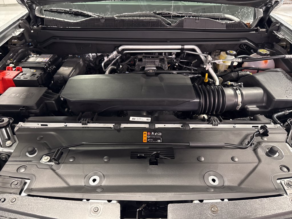 New 2026 Chevrolet Colorado LT w/ LT Convenience Package AWD/4WD image 37