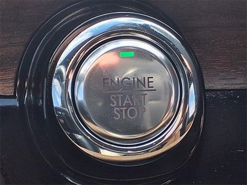 Used 2022 Lincoln Corsair Reserve w/ Equipment Group 201A image 18