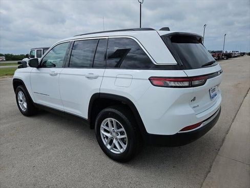 New 2026 Jeep Grand Cherokee Laredo X AWD/4WD image 34
