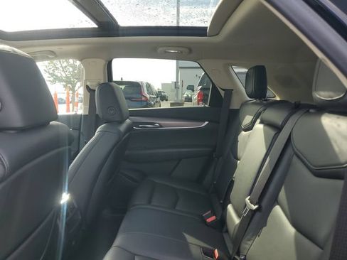 Used 2019 Cadillac XT5 Premium Luxury AWD/4WD image 10