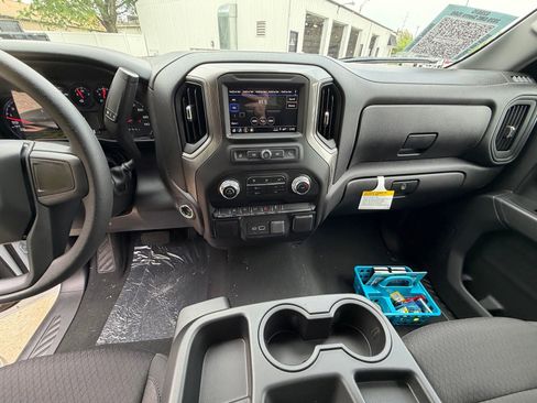 New 2026 GMC Sierra 1500 Pro AWD/4WD image 17