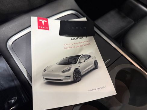 Used 2022 Tesla Model 3 Long Range image 38