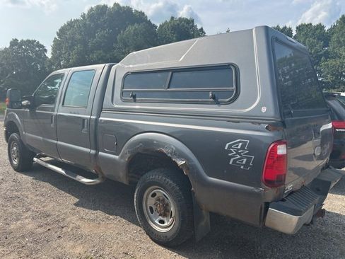Used 2012 Ford F250 XL w/ PWR Equipment Group image 5