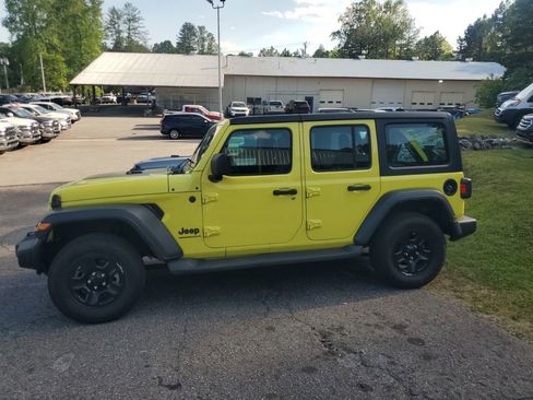Used 2024 Jeep Wrangler Unlimited Sport AWD/4WD image 1