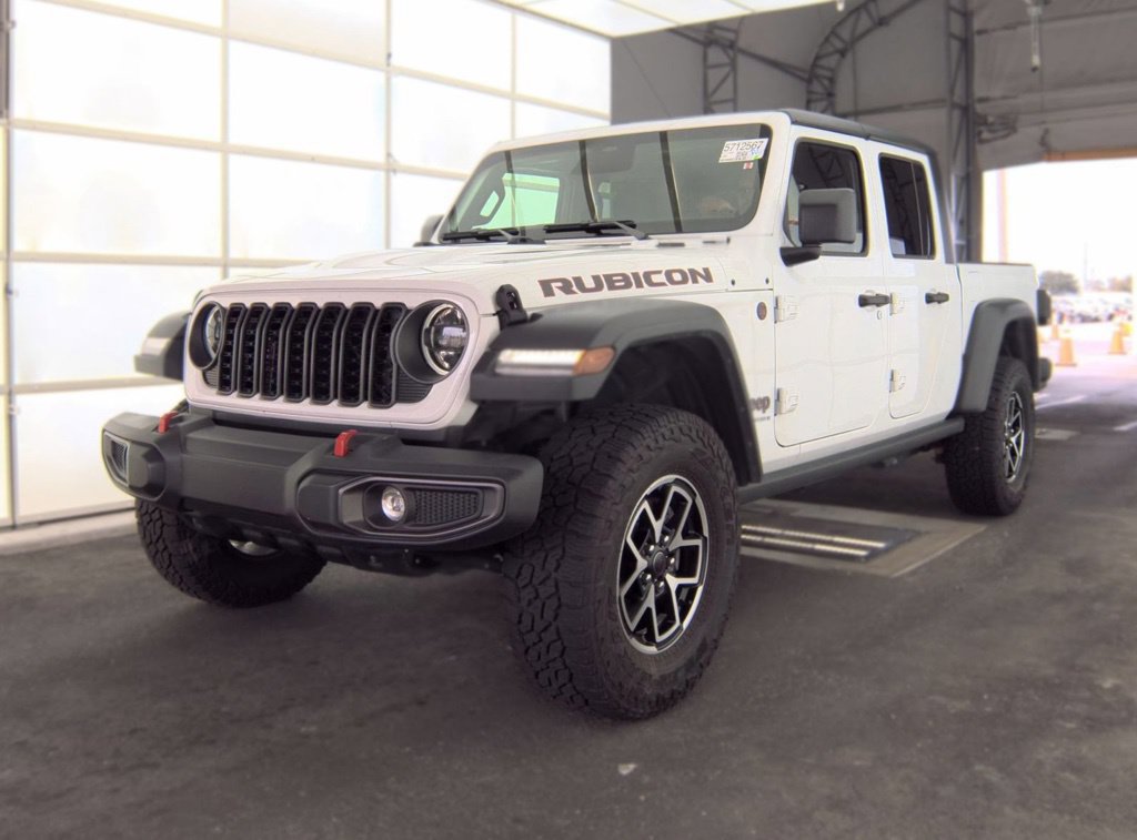 Used 2026 Jeep Gladiator Rubicon AWD/4WD image 2