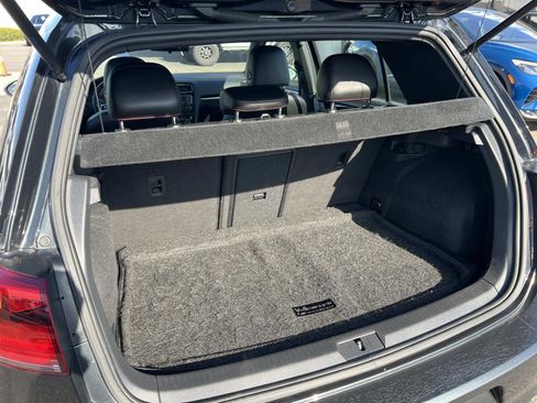 Used 2017 Volkswagen GTI Autobahn image 22