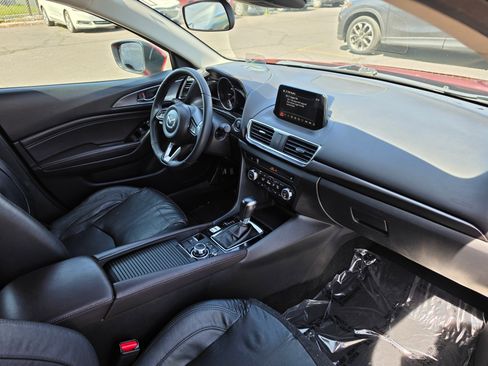 Used 2018 MAZDA MAZDA3 Grand Touring FWD image 21