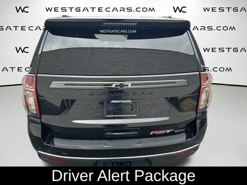 Used 2022 Chevrolet Suburban RST w/ Luxury Package AWD/4WD image 5