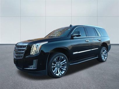 Used 2020 Cadillac Escalade Luxury w/ LPO, Radiant Package
