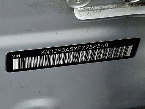 Used 2015 Kia Soul + image 26