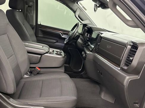 Used 2023 Chevrolet Silverado 1500 LT image 38