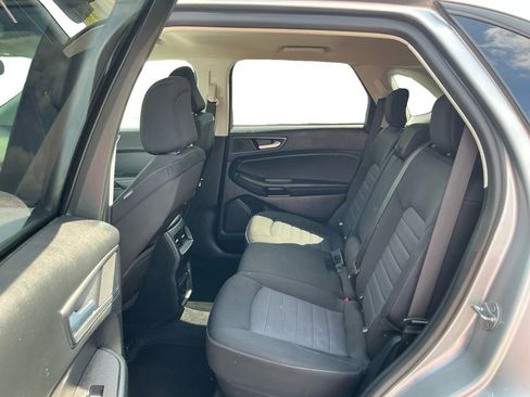 Used 2024 Ford Edge SE w/ Black Appearance Package AWD/4WD image 21