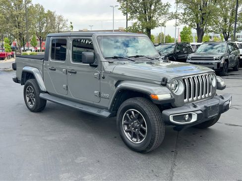 Used 2021 Jeep Gladiator Overland w/ Popular Equipment Package image 5