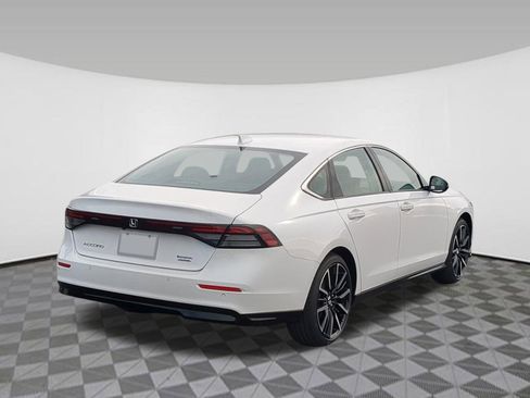 New 2026 Honda Accord Touring image 7