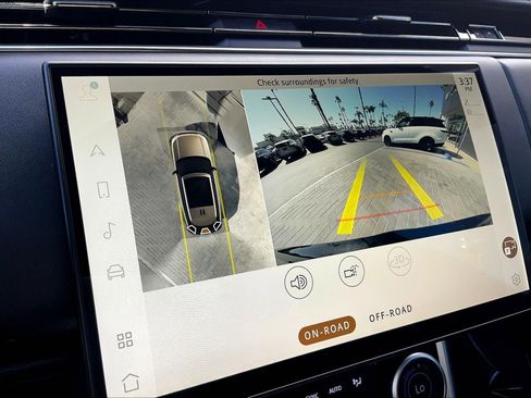 Certified 2023 Land Rover Range Rover SE AWD/4WD image 20