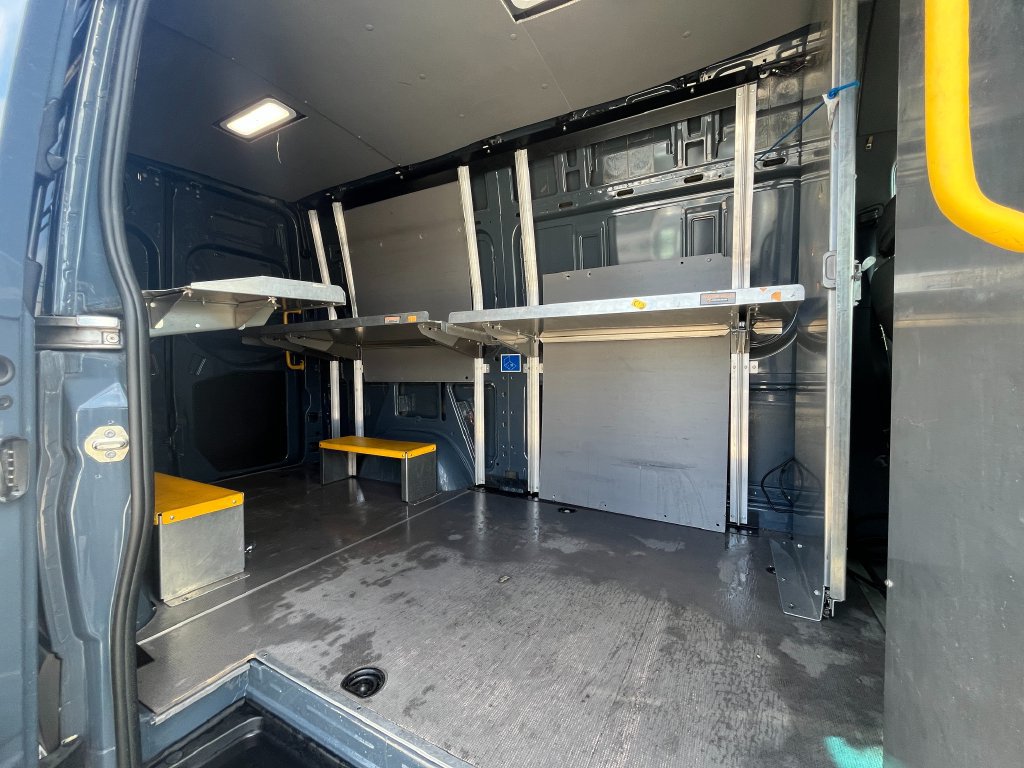 Used 2019 Mercedes-Benz Sprinter 144 image 5