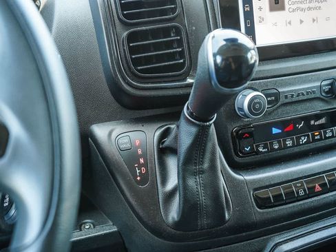 Used 2025 RAM ProMaster 2500 w/ Convenience Group FWD image 20