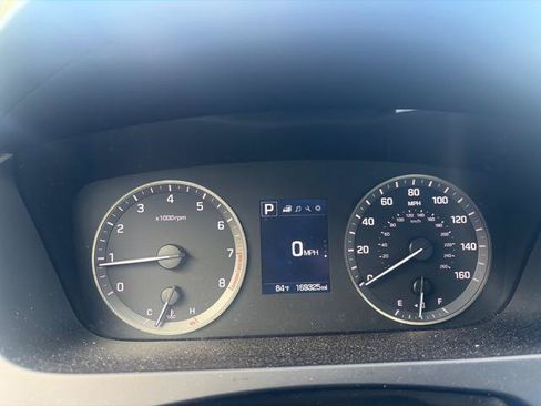 Used 2017 Hyundai Sonata SE w/ Cargo Package FWD image 14