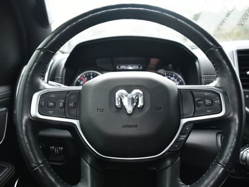 Used 2020 RAM 1500 Laramie image 10