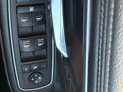 Used 2023 RAM 1500 Laramie AWD/4WD image 45