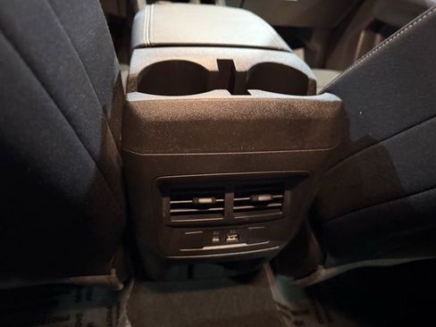 Used 2024 GMC Canyon Elevation w/ Convenience Package image 29