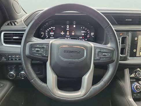 Used 2022 GMC Yukon Denali AWD/4WD image 19