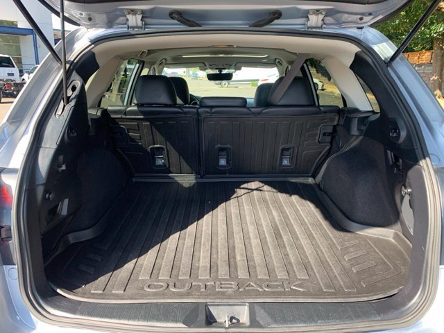 Used 2019 Subaru Outback 3.6R Limited AWD/4WD image 5