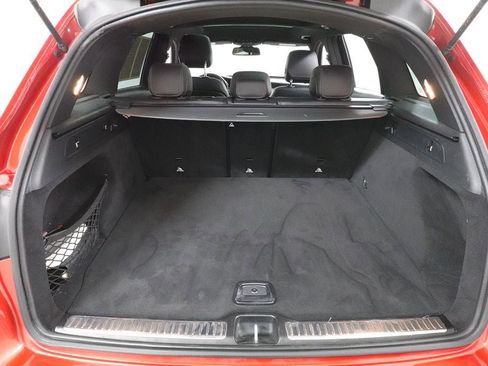 Used 2018 Mercedes-Benz GLC 300 4MATIC image 28