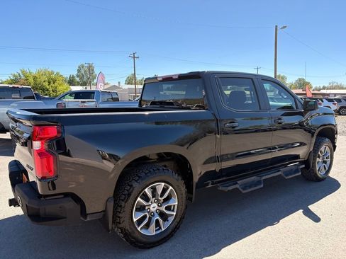 Used 2022 Chevrolet Silverado 1500 RST w/ Z71 Off-Road Package AWD/4WD image 4