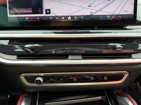 Certified 2024 BMW X6 xDrive40i w/ Premium Package image 28