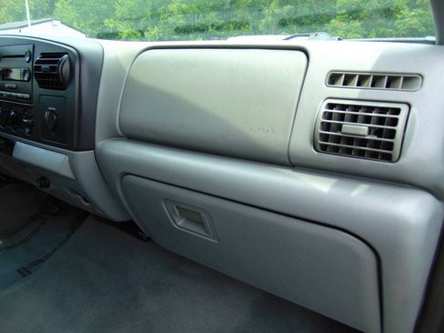 Used 2005 Ford F350 XLT AWD/4WD image 19