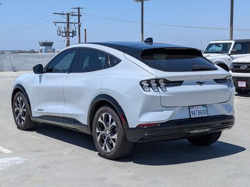 Used 2021 Ford Mustang Mach-E Premium RWD image 8