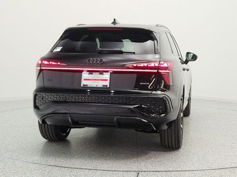 New 2026 Audi Q3 quattro 2.0T AWD/4WD image 6