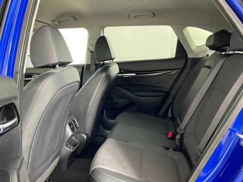 Used 2025 Kia Seltos S image 15