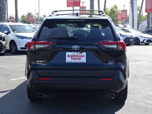 Used 2025 Toyota RAV4 XLE w/ Convenience Package AWD/4WD image 14
