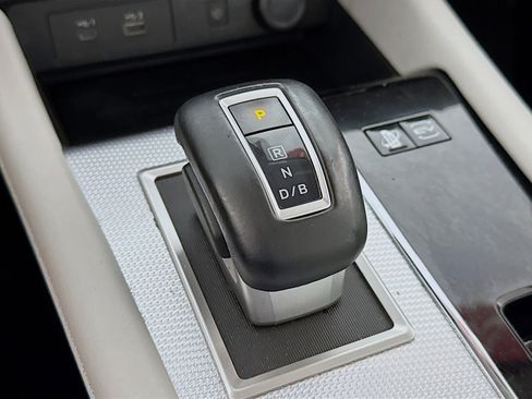 Used 2023 Mitsubishi Outlander SEL AWD/4WD image 20